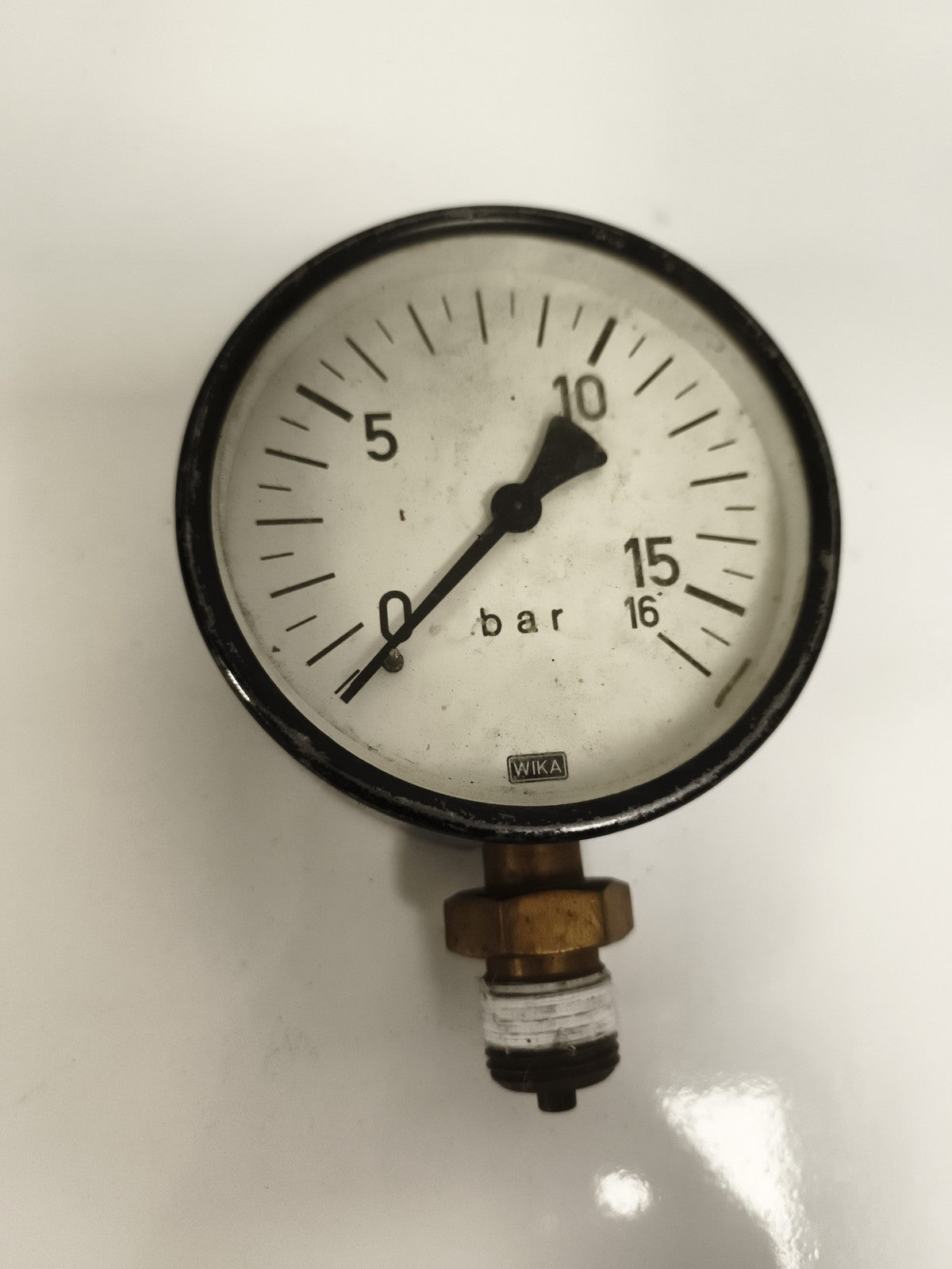 Manomètre ancien WIKA pression bar vintage appareil mesure industriel