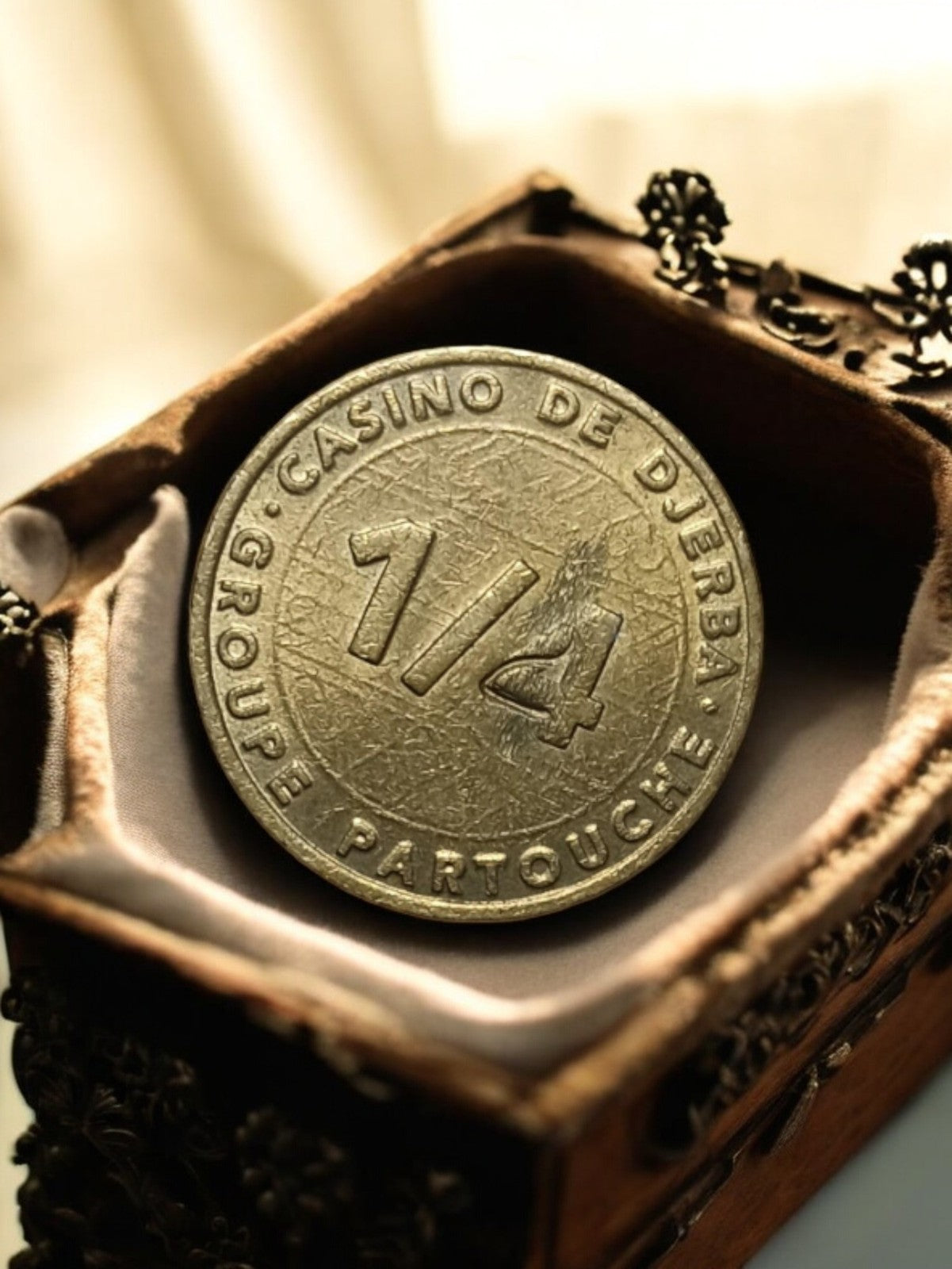 Jeton casino vintage métal Casino de Djerba Partouche 1/4, ancien token