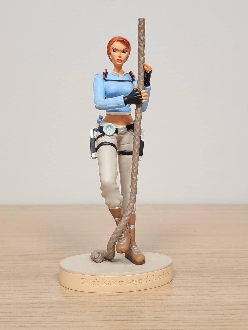 Figurine Tomb Raider Lara Croft Atlas - Héros Jeu Vidéo - Décor Gaming