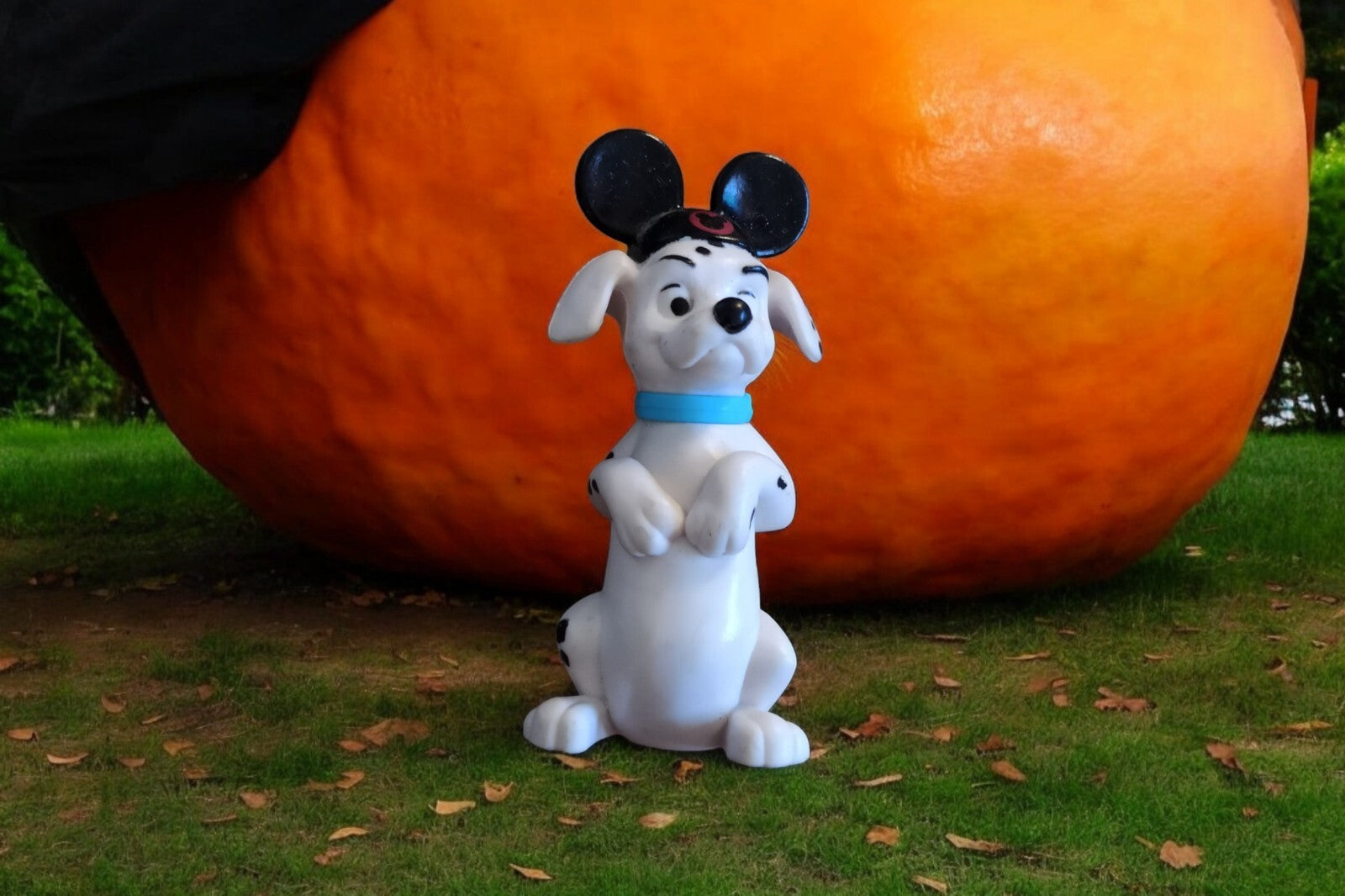 Figurine 101 Dalmatiens Disney Tokyo Disneyland chapeau oreilles Mickey
