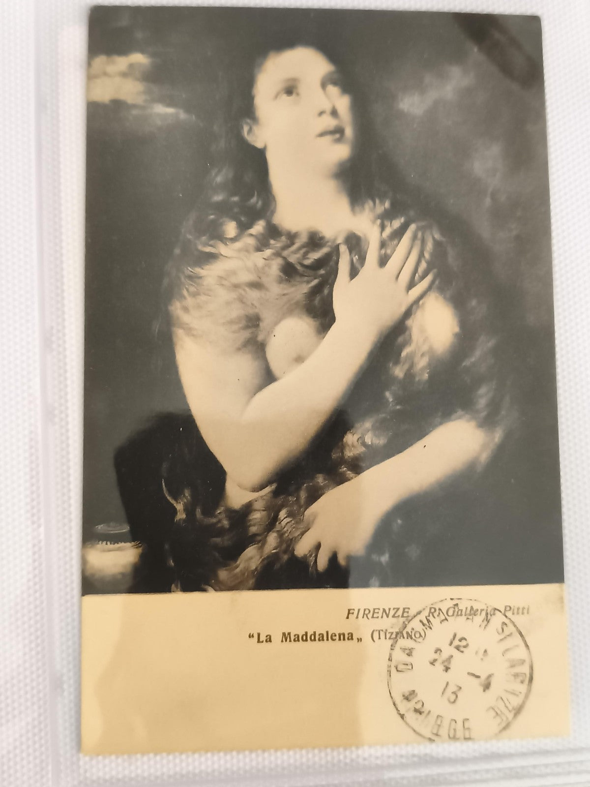 Carte postale ancienne La Maddalena Tiziano Firenze Pitti, photo noir et blanc