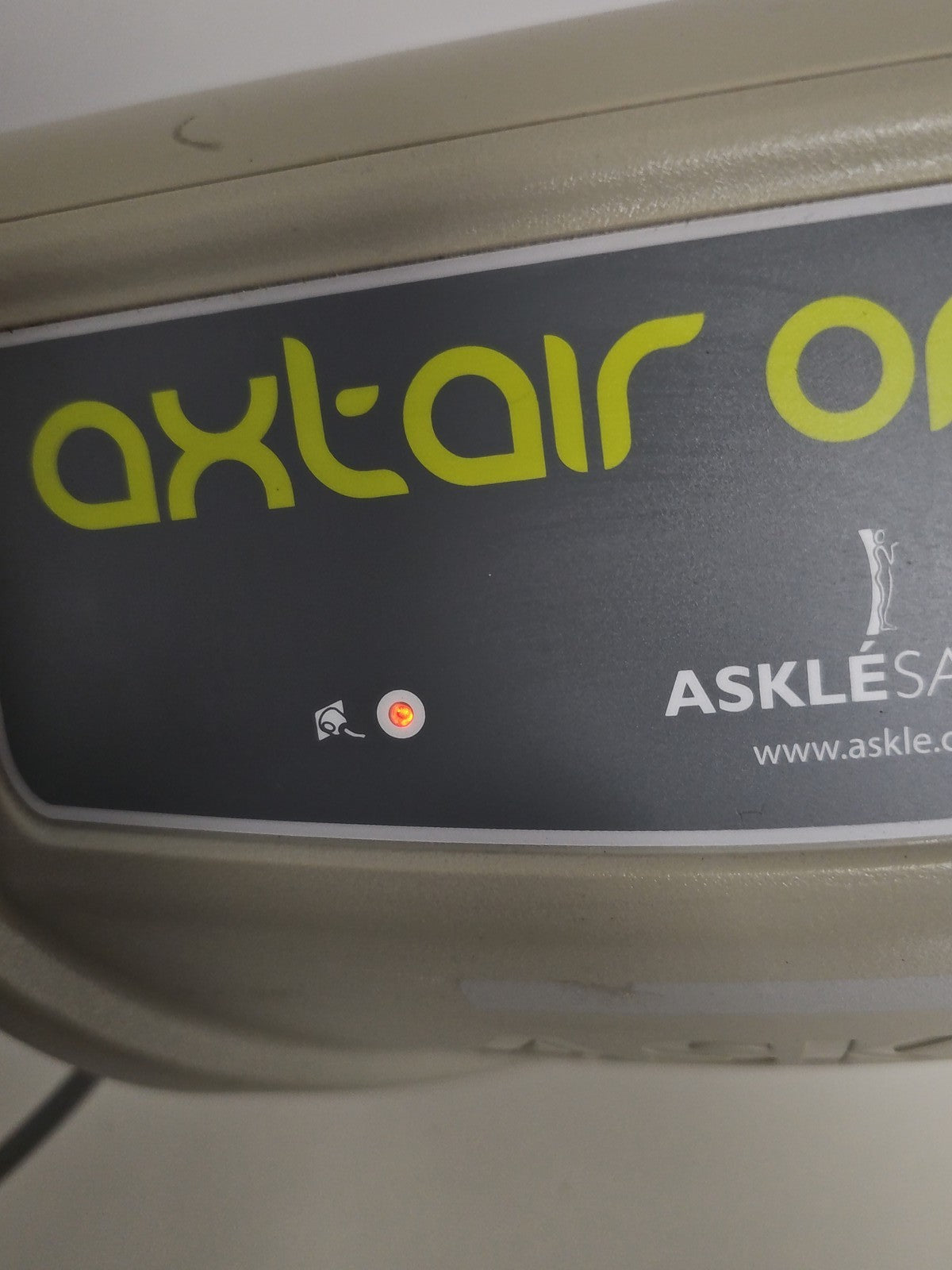 Matelas à air Axtair One d'occasion, confortable, solution de couchage pratique