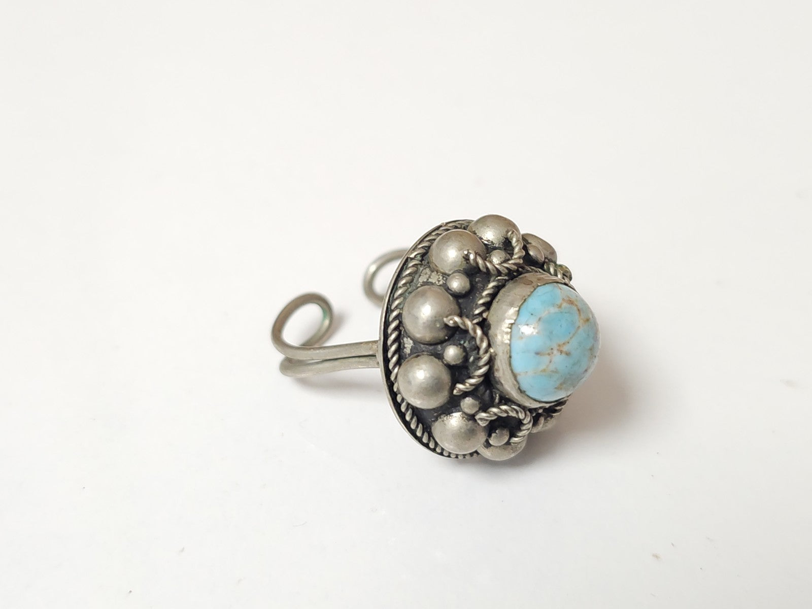 Bague ancienne en argent vintage rétro, bijou d?époque pour collection ou cadeau