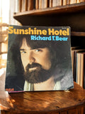 Vinyle 45 tours Sunshine Hotel Richard T Bear RCA vintage ancien rétro pop