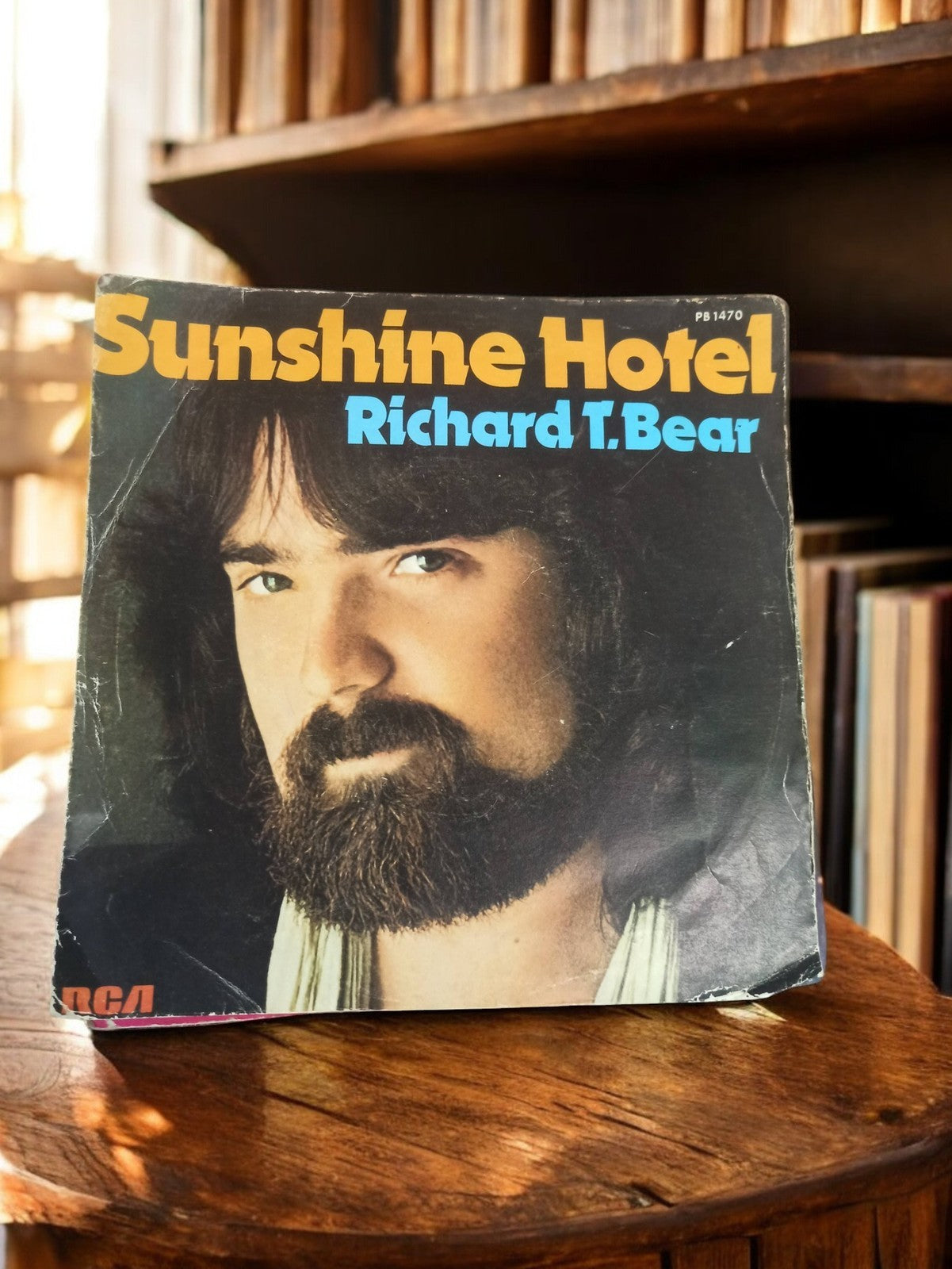 Vinyle 45 tours Sunshine Hotel Richard T Bear RCA vintage ancien rétro pop