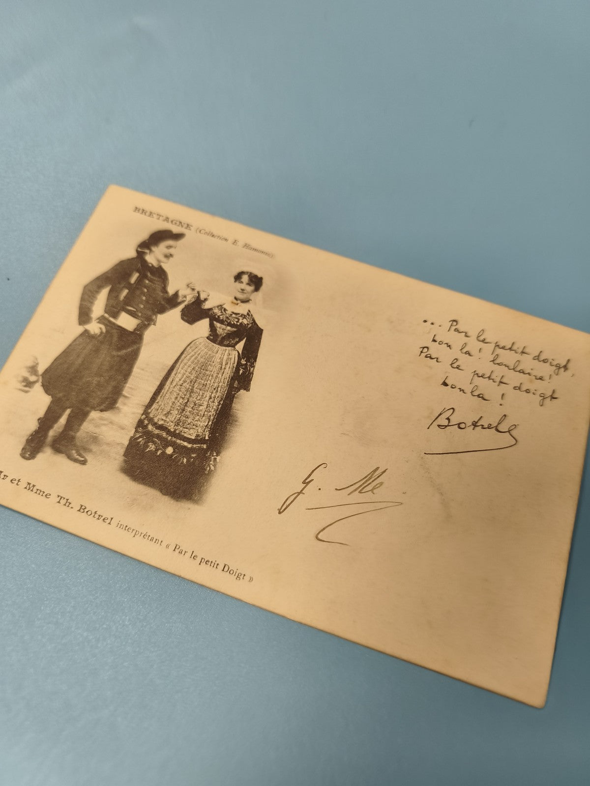 Carte postale ancienne Bretagne costumes traditionnels Botrel vintage CPA