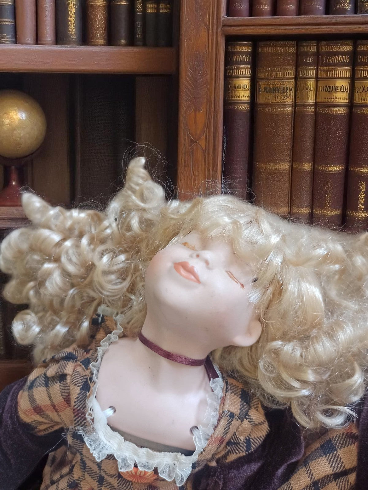 Poupées anciennes de collection numérotées Rose vintage, tenue écossaise, lot de