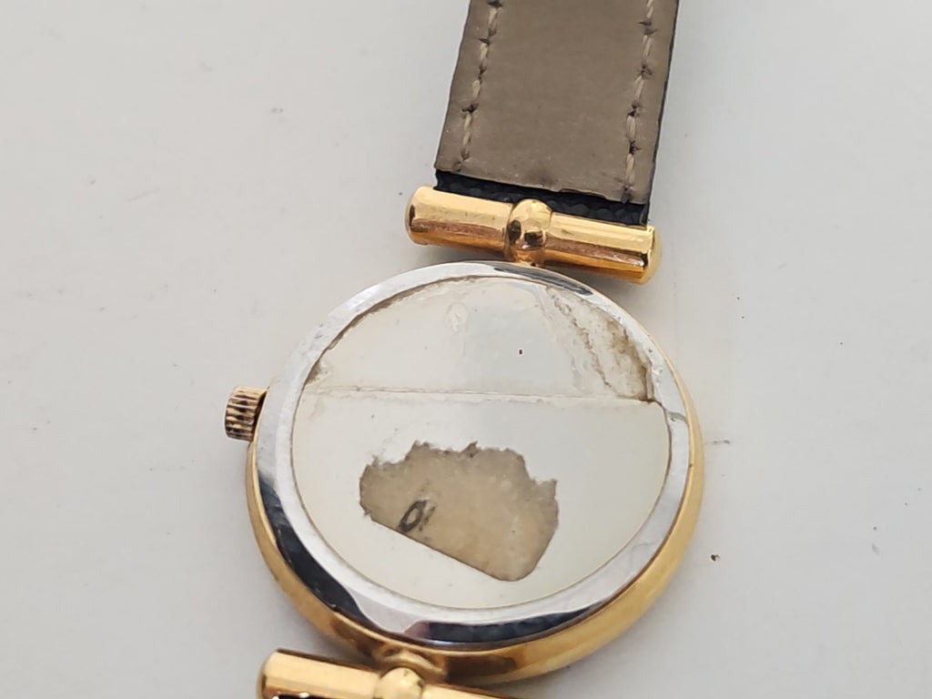 Vintage montre femme Beuchat quartz rétro, ancienne montre-bracelet fonctionnell