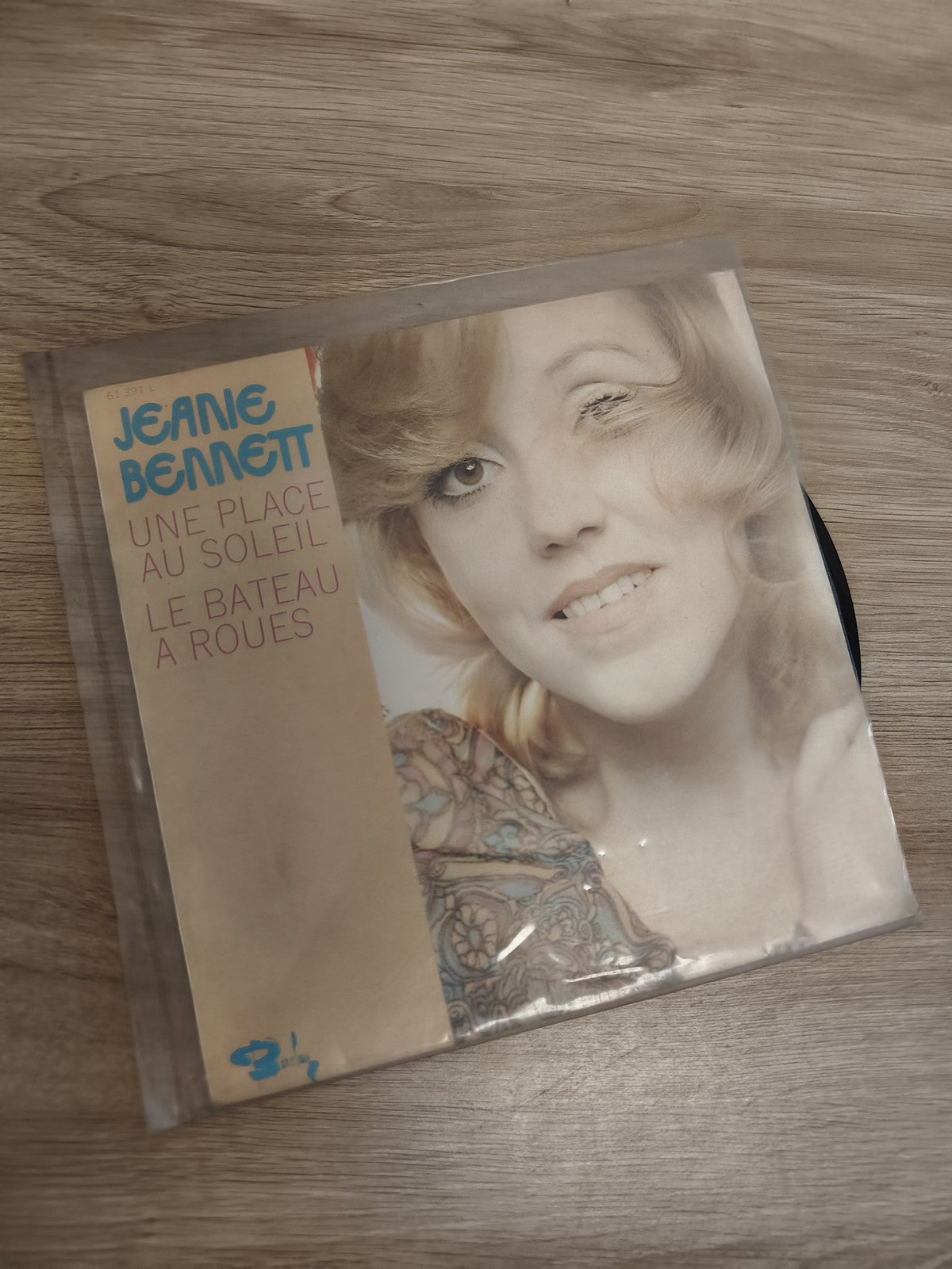 Vinyle 45T Jeane Bennett Une Place au Soleil Le Bateau à Roues pochette photo