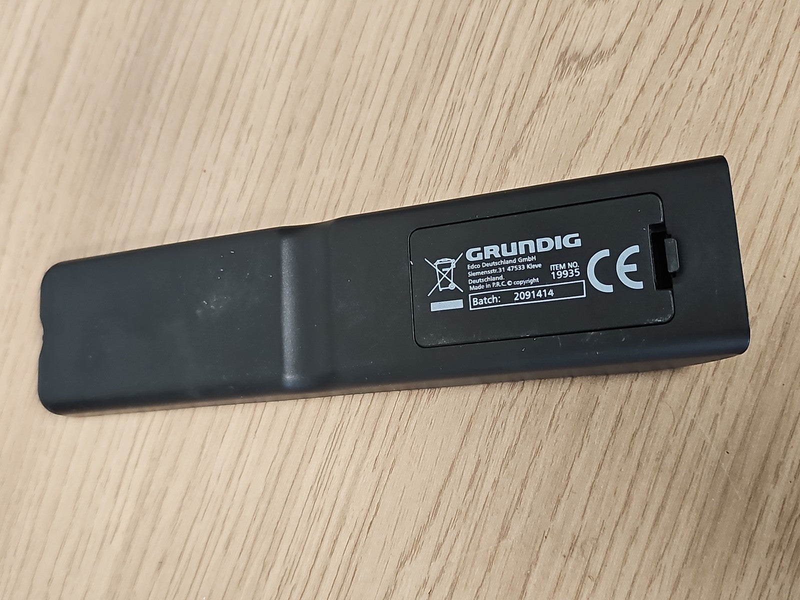 Télécommande Grundig universelle noire rétro, accessoire TV d'occasion