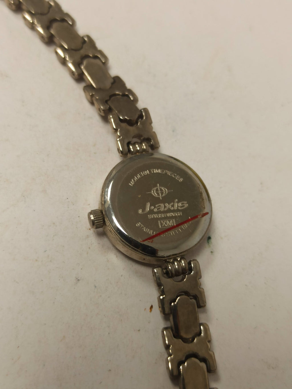 Montre femme vintage Lulu quartz, bracelet argenté rétro, pile à remplacer