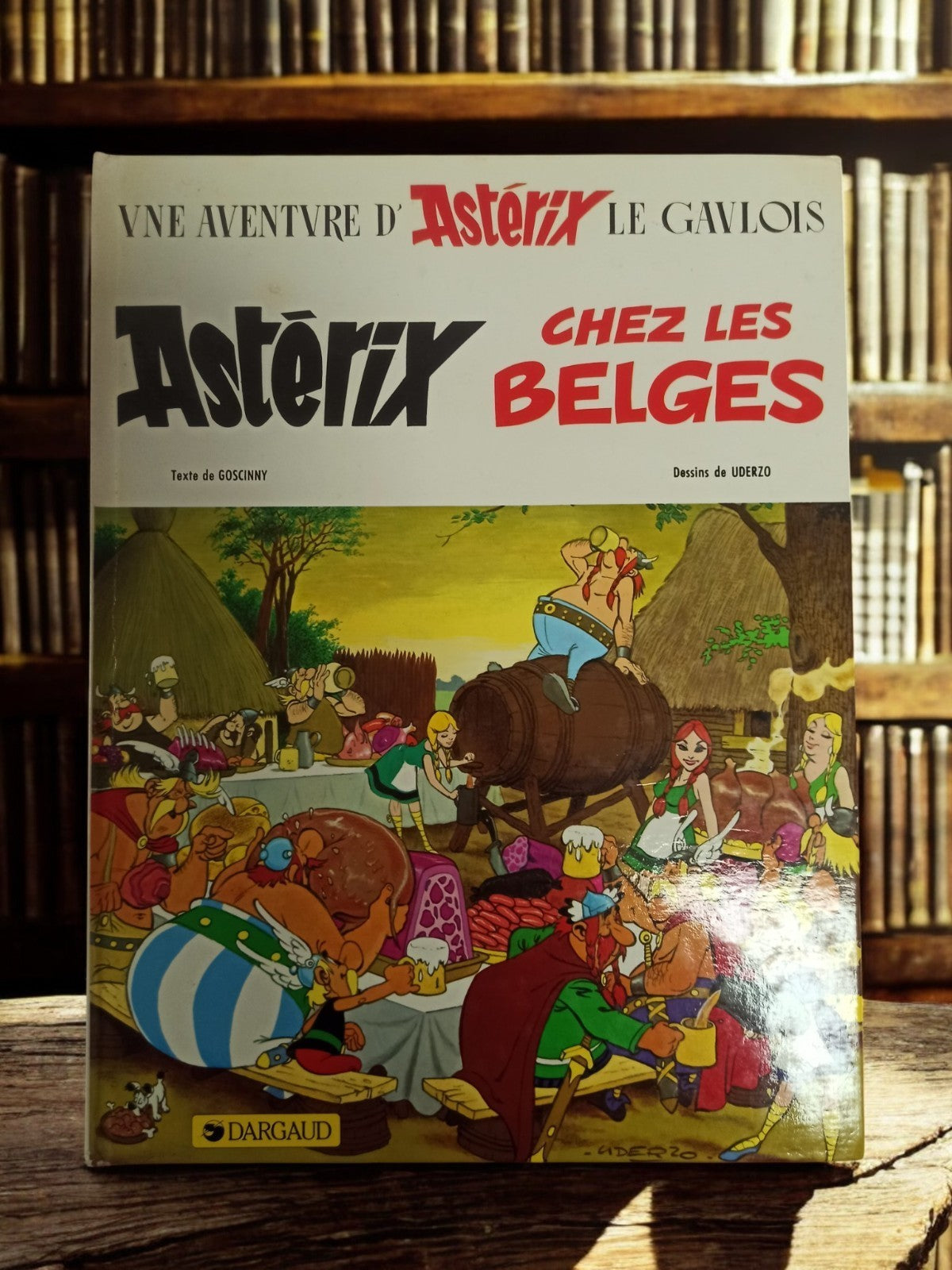 Bande dessinée Astérix chez les Belges Dargaud 1979 couverture couleur