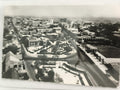 Carte postale ancienne vue aérienne urbaine CPA noir et blanc années 50 vintage