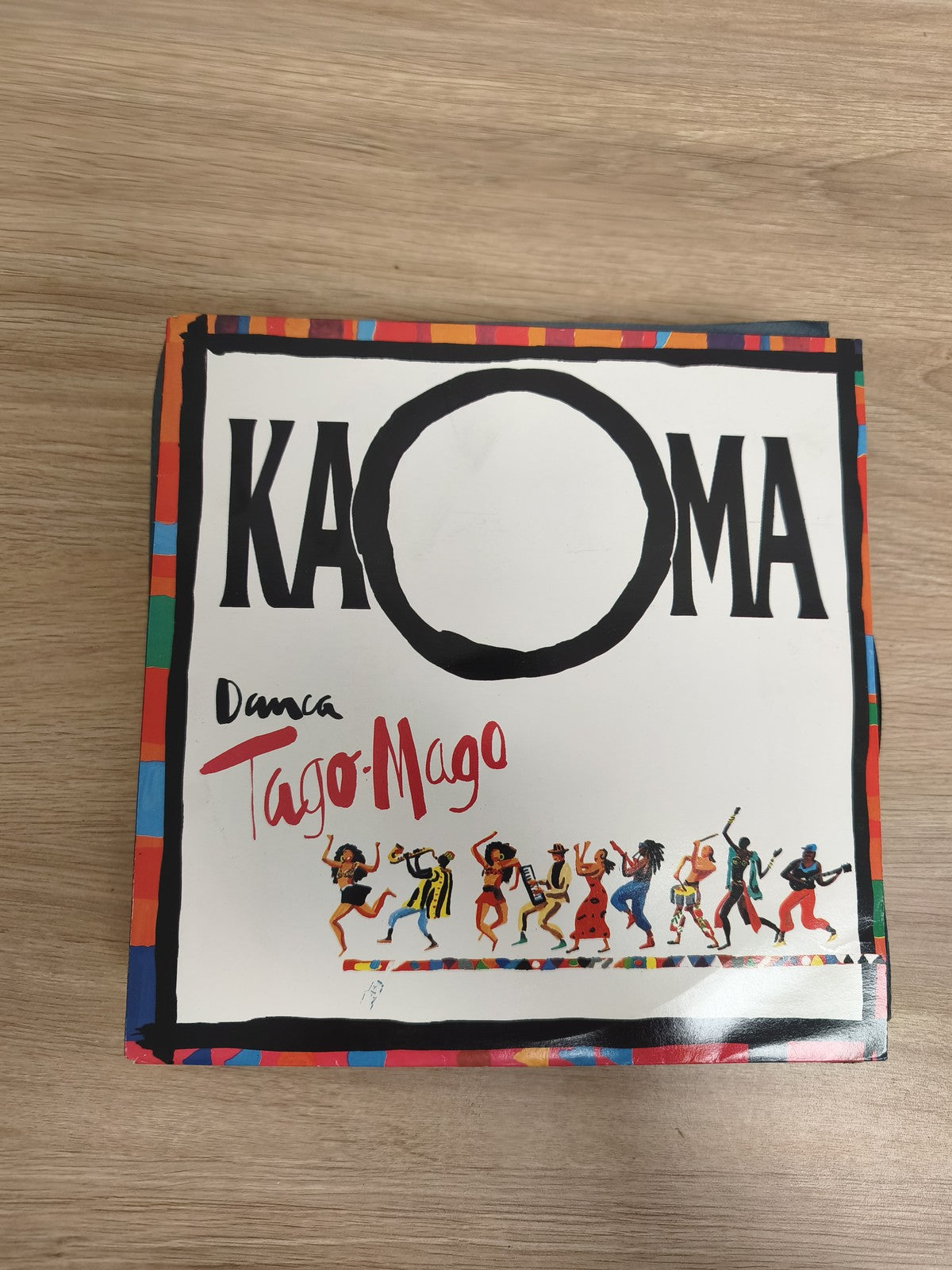 Vinyle 45 tours Kaoma Danca Tago-Mago pochette illustrée multicolore (Ref 2)