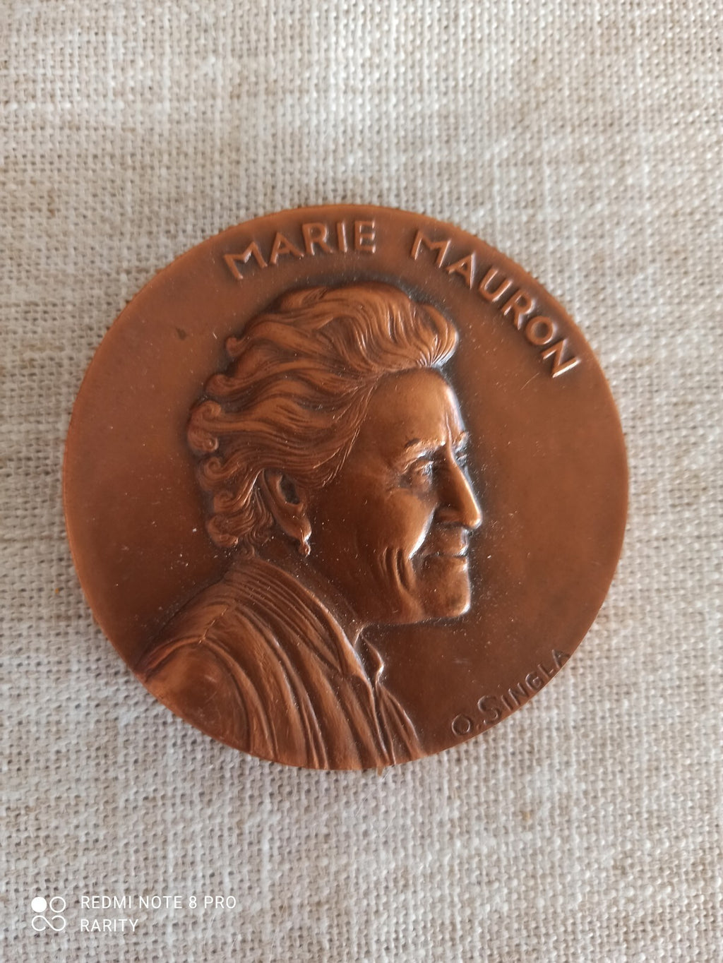Médaille bronze Marie Mauron Singla, portrait ancien, art commémoratif