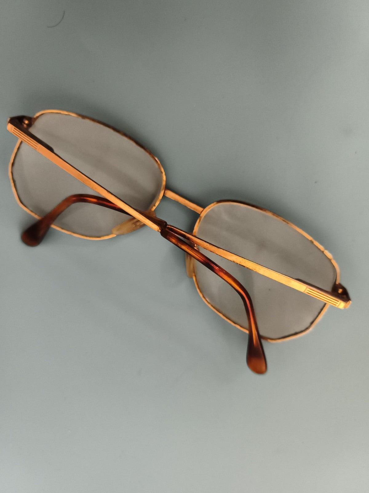 Lunettes de vue anciennes années 1930, monture dorée vintage rétro