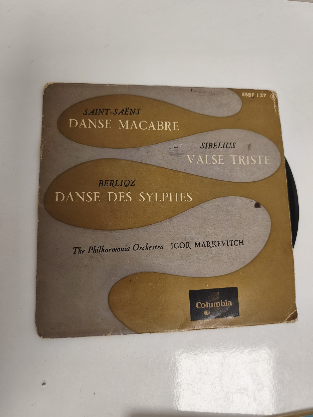 Vinyle 45 tours Columbia Danse Macabre Saint-Saëns Berlioz Sibelius Markevitch