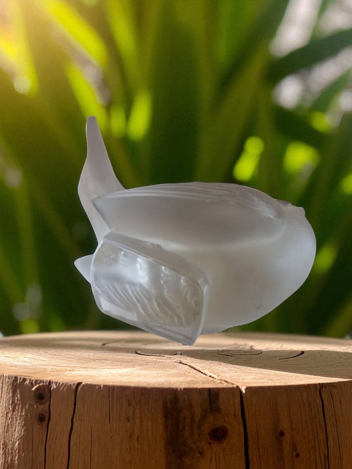 Figurine oiseau en cristal dépoli Lalique France vintage décor réaliste