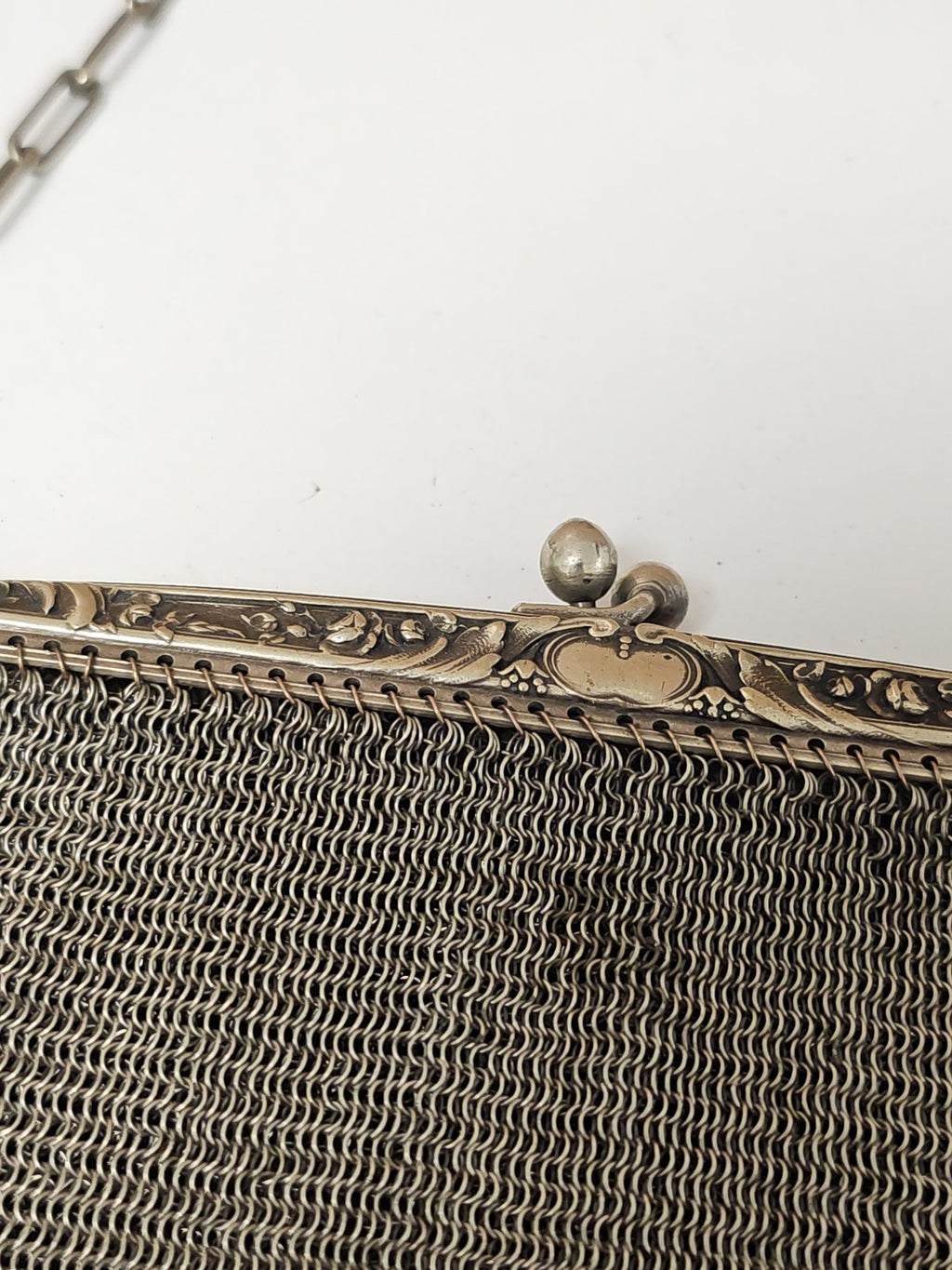 Sac vintage ancien émaillé ? Accessoire rétro collection, déco authentique