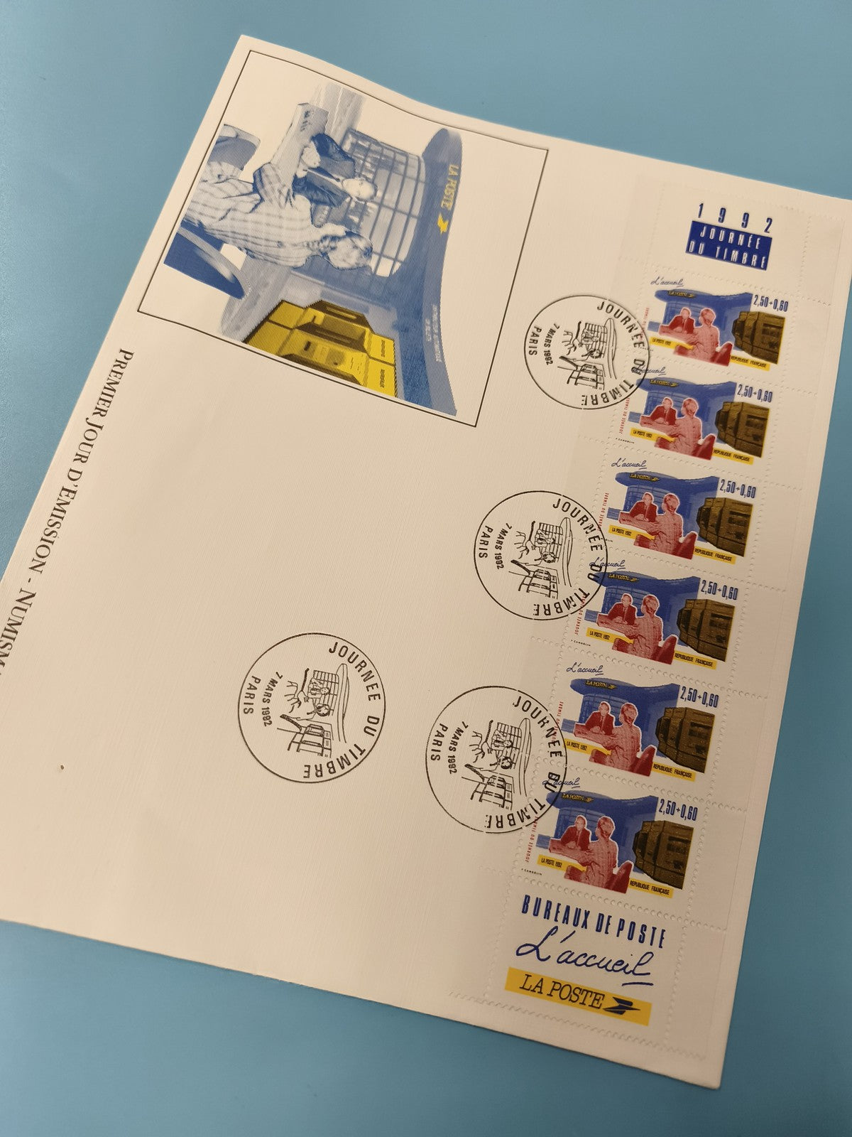 Enveloppe FDC premier jour émission 1992 timbres La Poste illustration bleue