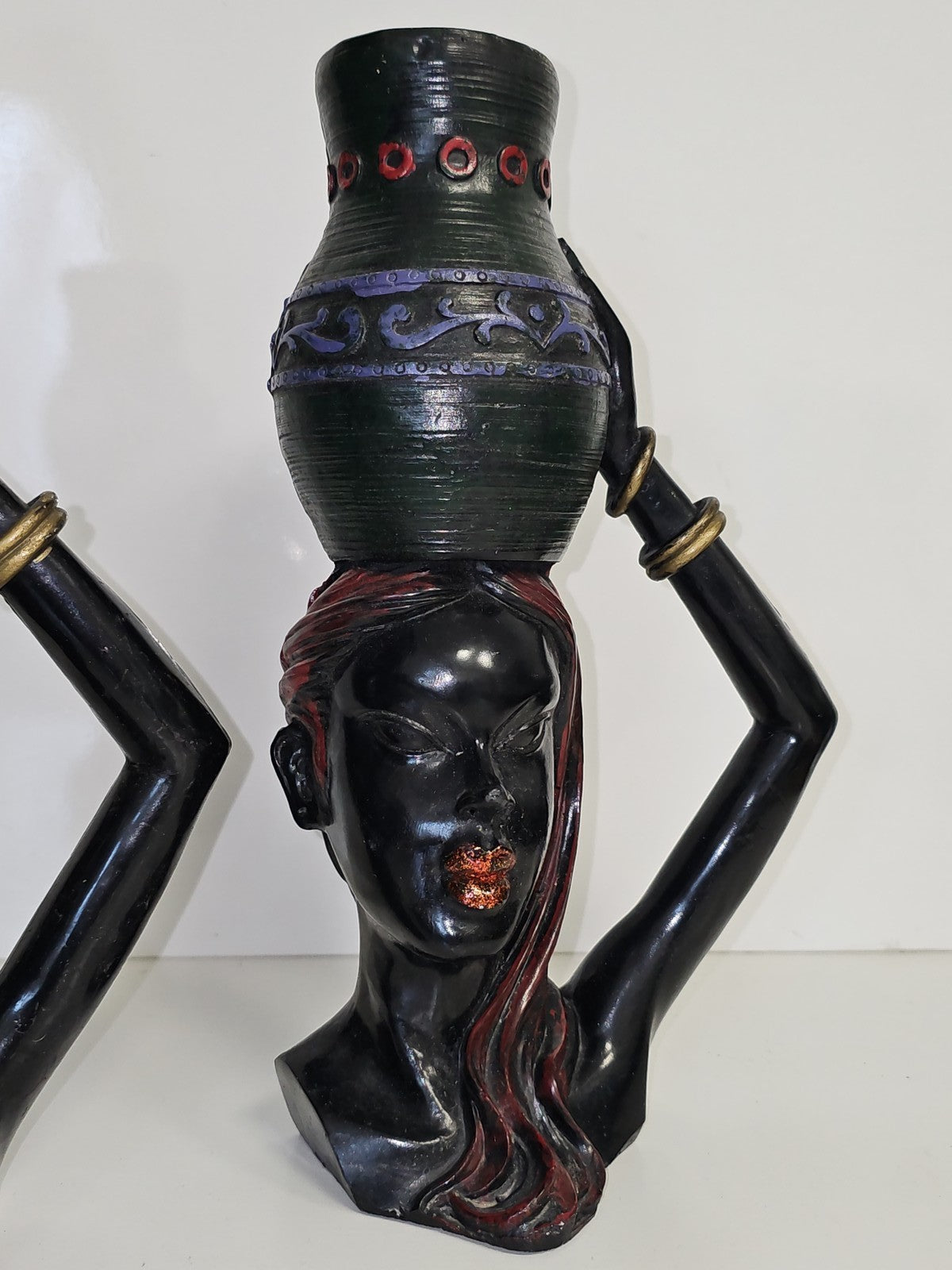 Paire de bougeoirs anciens bois sculpté têtes africaines vintage déco ethnique