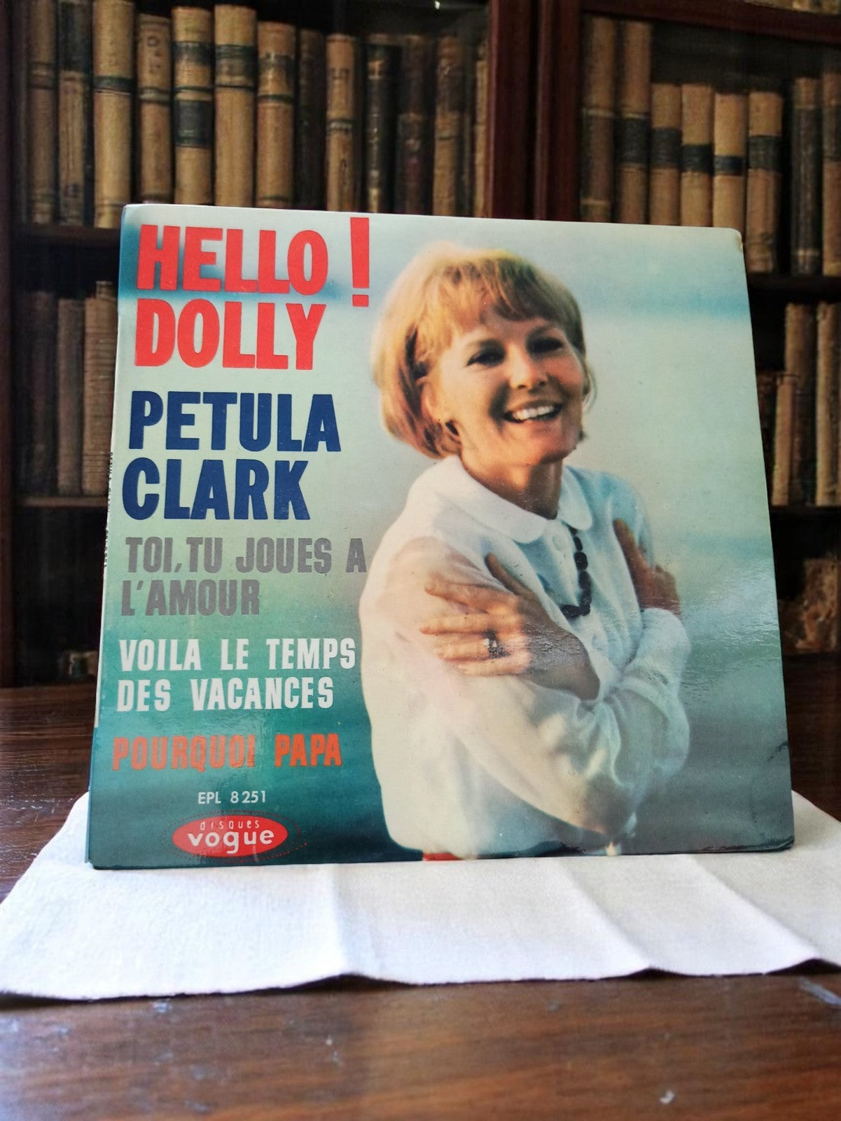 Vinyle 45 tours Petula Clark Hello Dolly Disques Vogue vintage rétro années 60