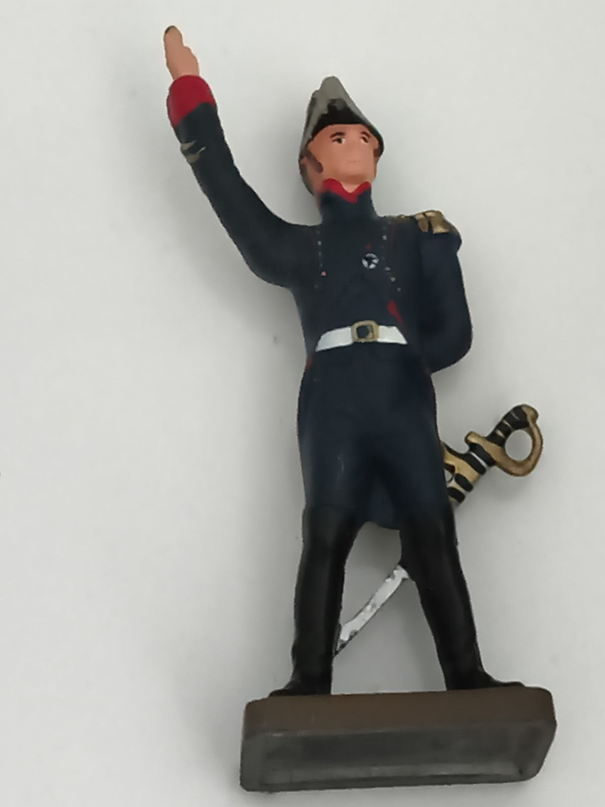 Figurine soldat ancien en plomb uniforme bleu épée main levée vintage