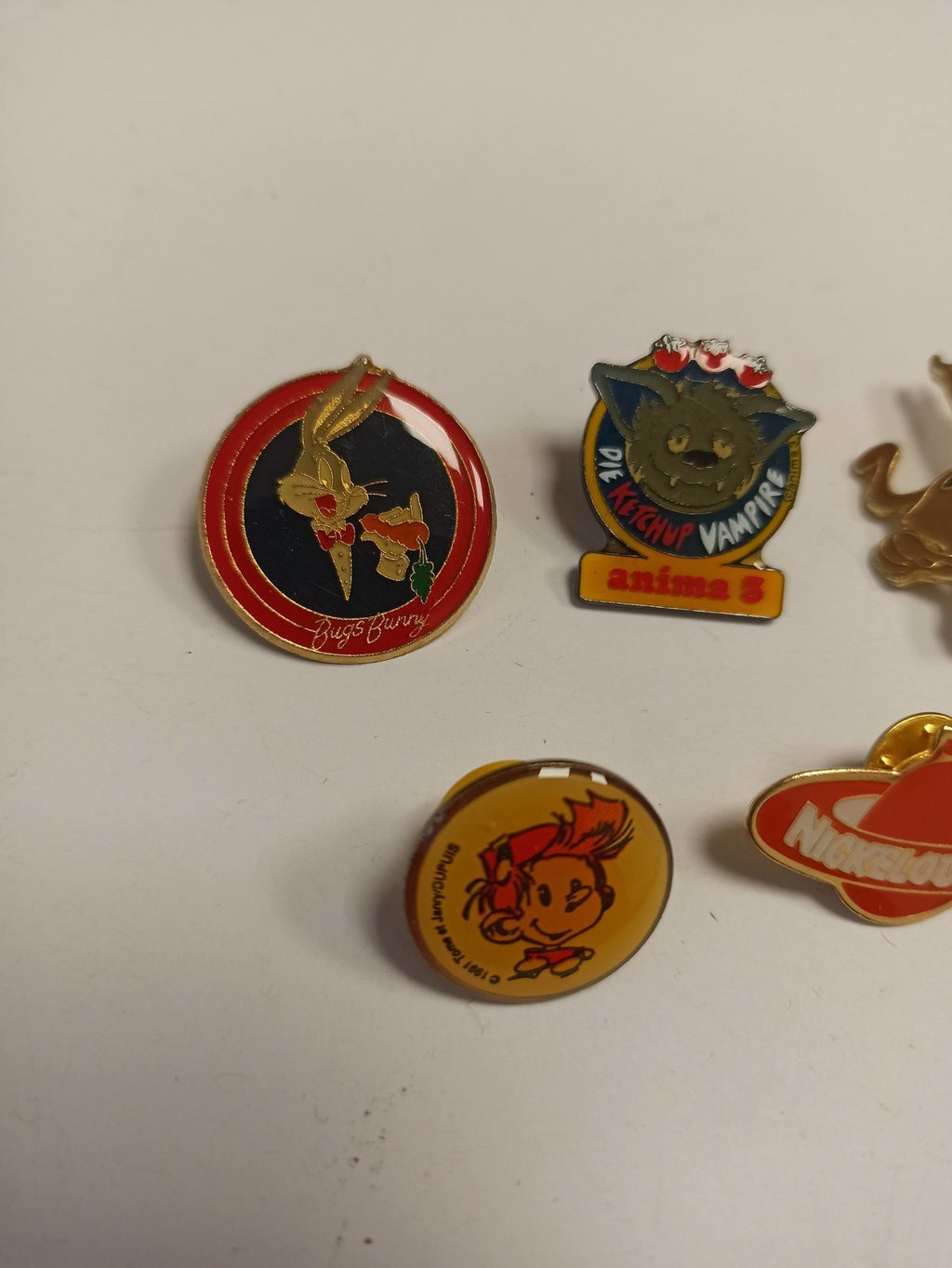 Lot 5 pin's vintage dessins animés Nickelodeon Scooby-Doo Bugs Bunny rétro