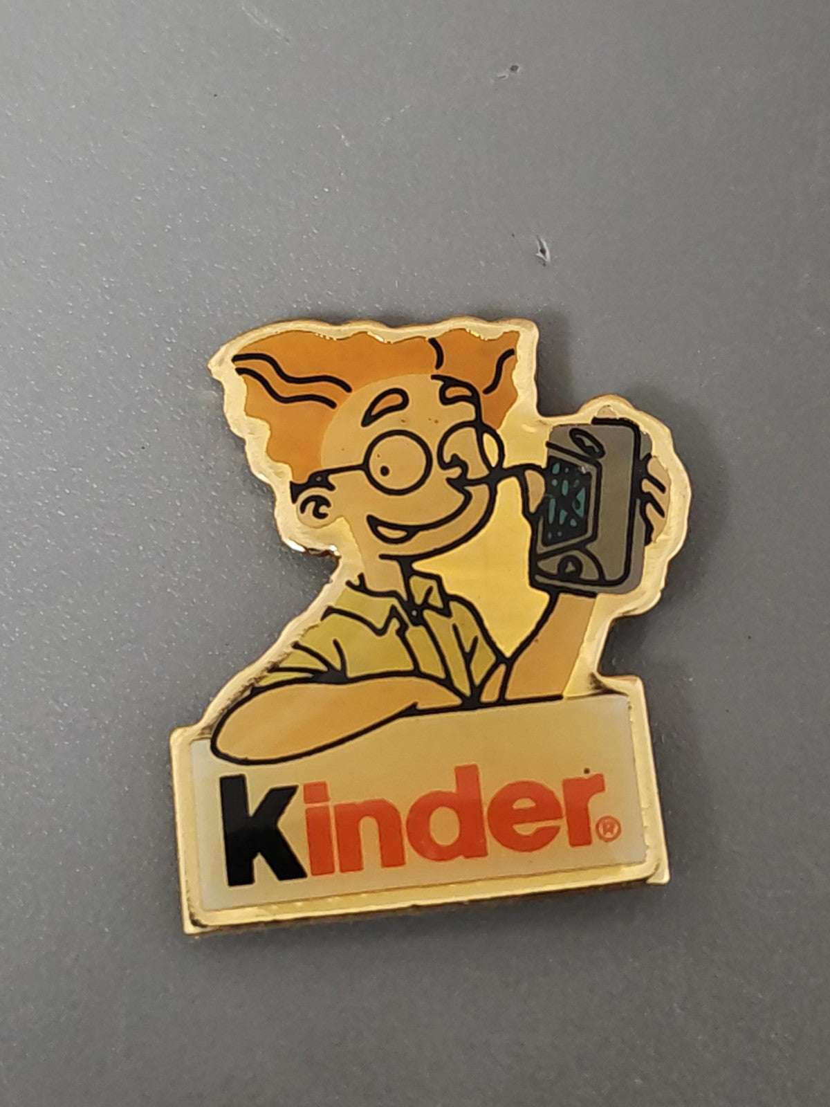 Vintage retro Kinder pin, collectible badge, original second-hand accessory
