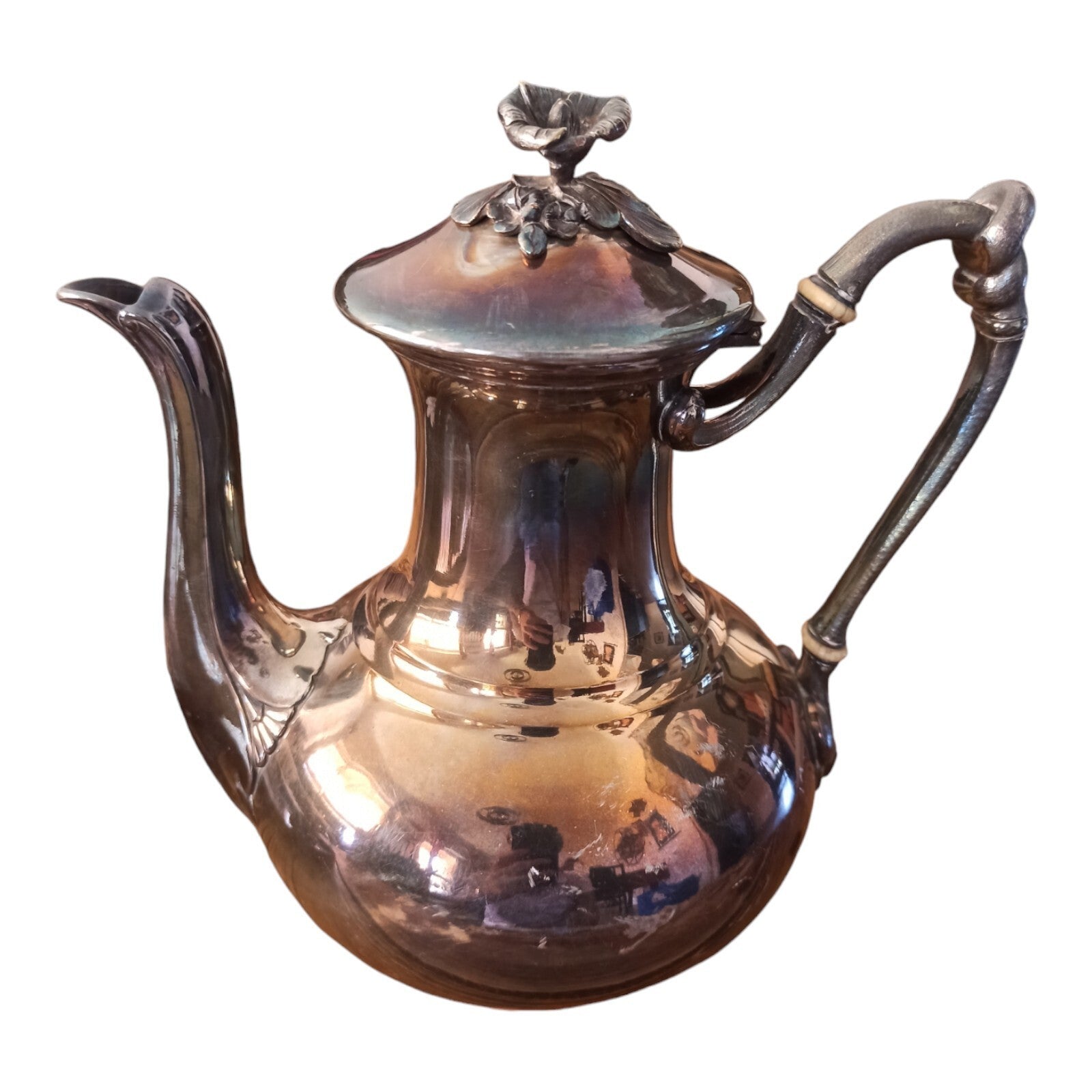 Théière Christofle vintage en métal argenté, bec verseur long, style classique