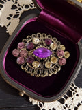 Broche vintage strass violets et dorés, style rétro, bijou fantaisie élégant