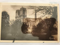 Carte postale ancienne Notre-Dame Paris photo vintage CPA signée Mona