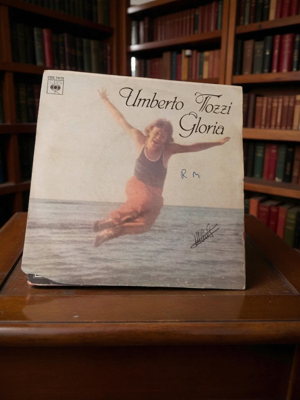 Disque vinyle 45 tours vintage Umberto Tozzi Gloria CBS 7415 pochette usée rétro