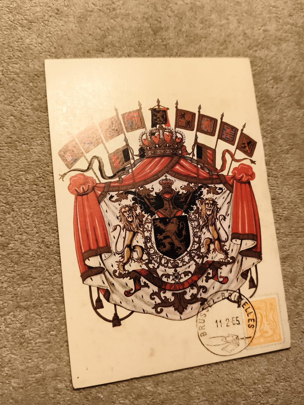 Carte postale Belgique blason royal héraldique timbre oblitéré Bruxelles philaté