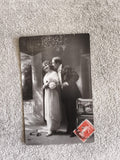 CPA Bonne Année noir et blanc couple élégant timbre France