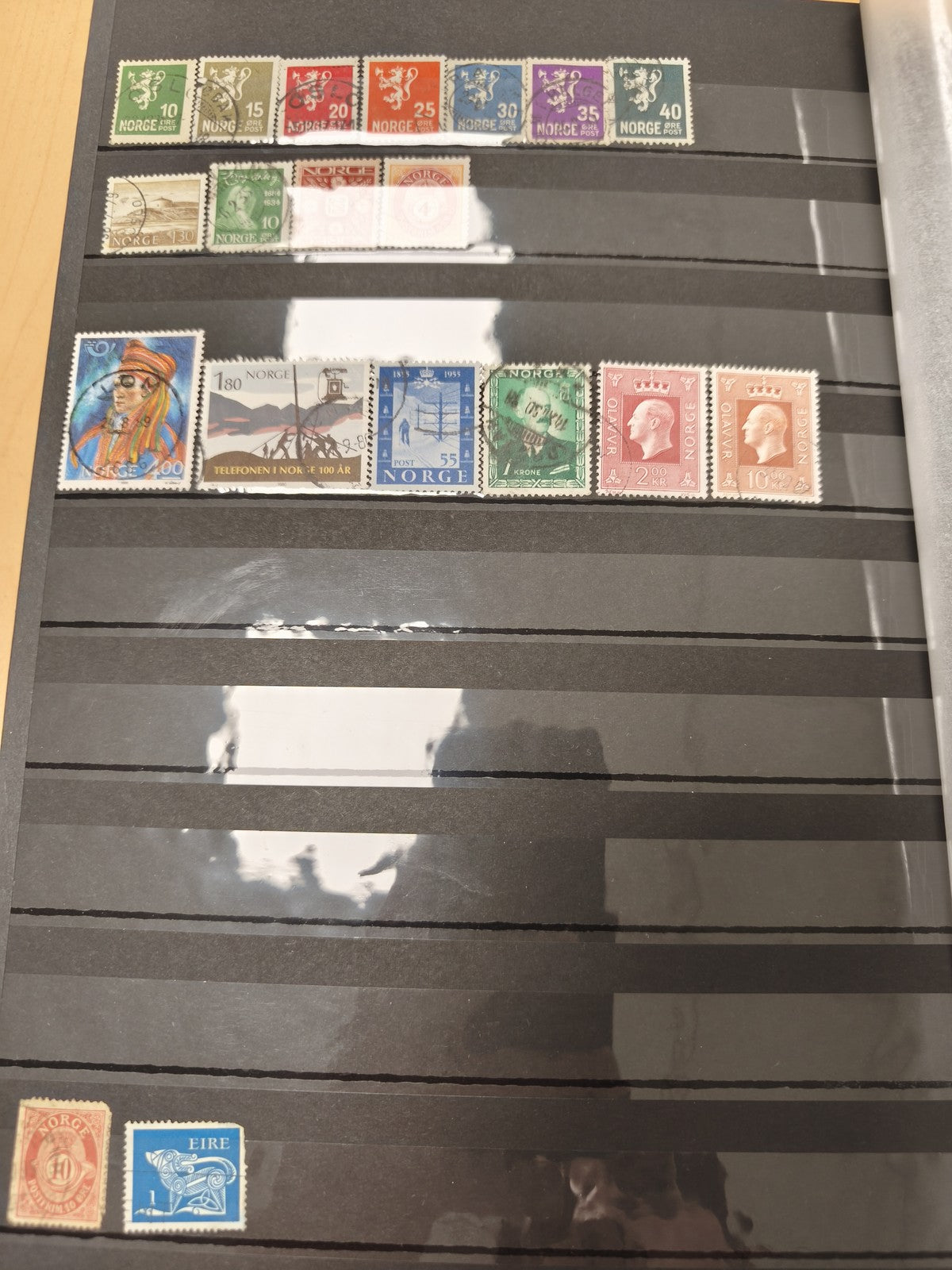 Lot de timbres variés Norvège et Irlande, multicolores, oblitérés et neufs