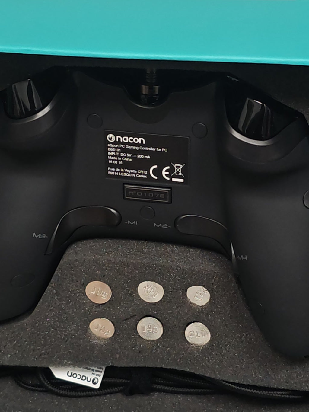 Manette Noir asymétrique Nacon esport gaming GC-400 ES filaire Neuf PC