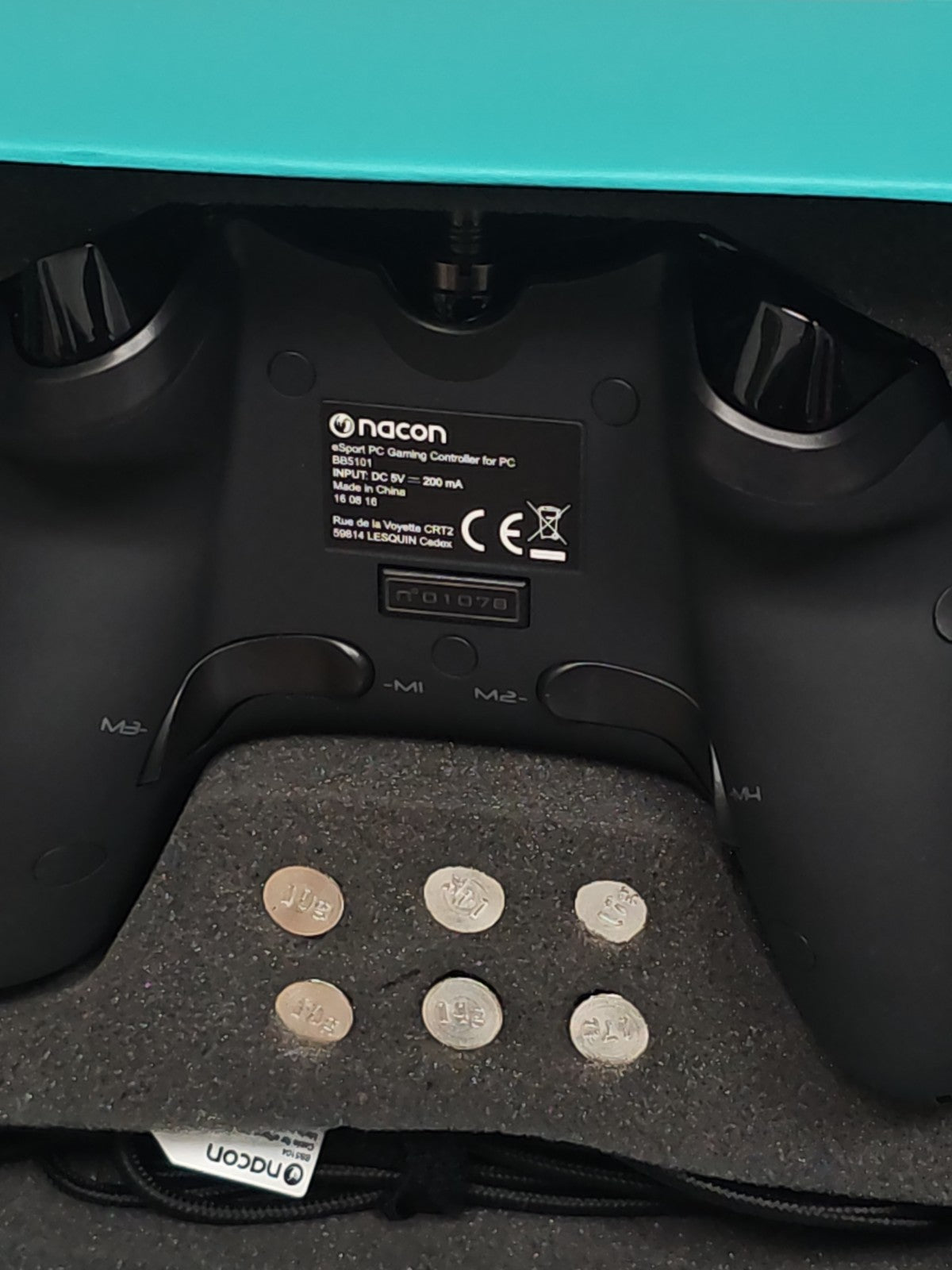 Manette Noir asymétrique Nacon esport gaming GC-400 ES filaire Neuf PC