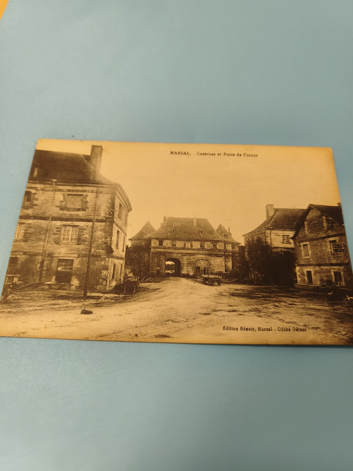 Carte postale ancienne Marsal Casernes Porte de France édition Généol vintage