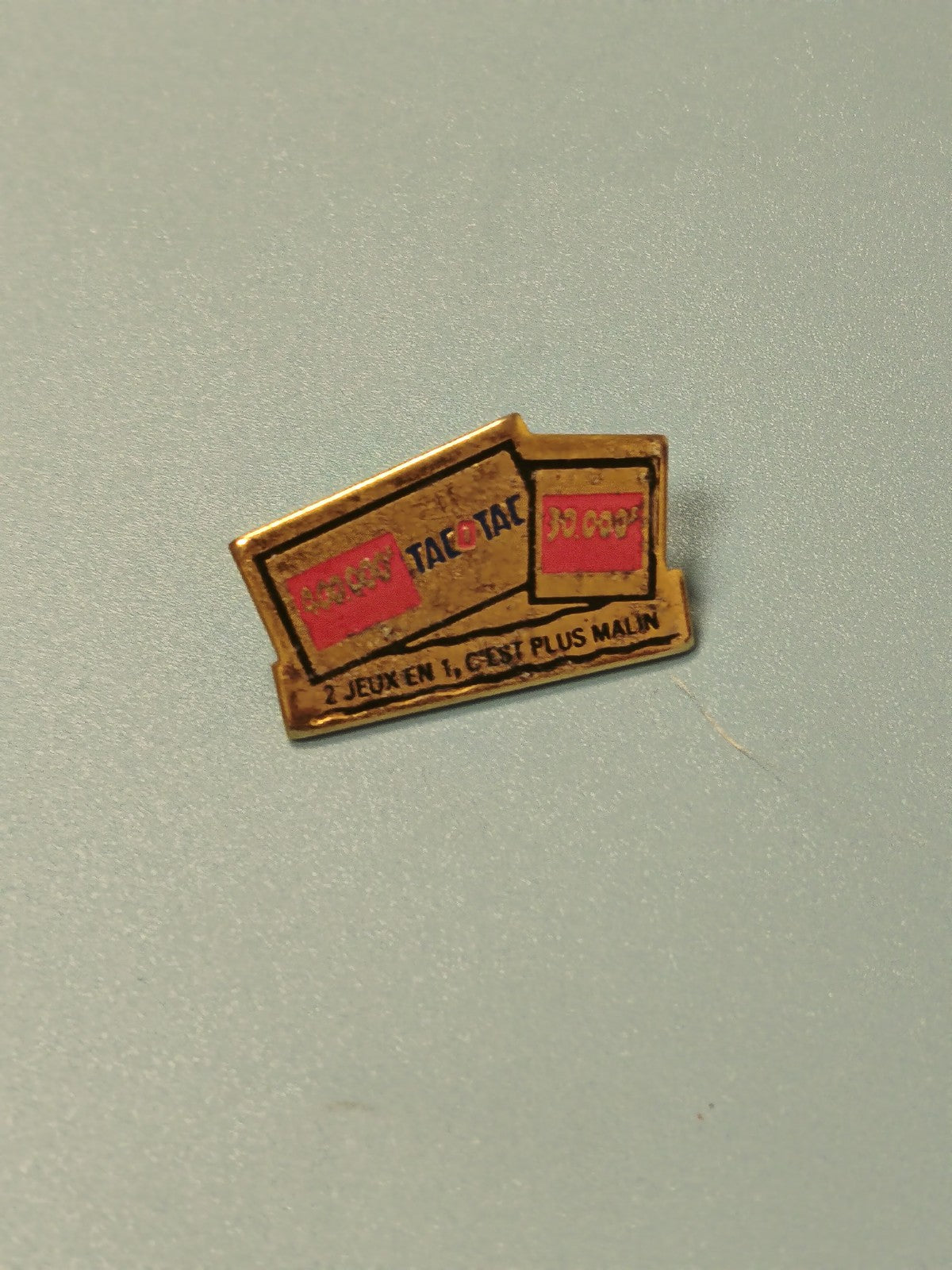 Pin's vintage Tacotac ancien, forme ticket, jeu de loterie français, collection