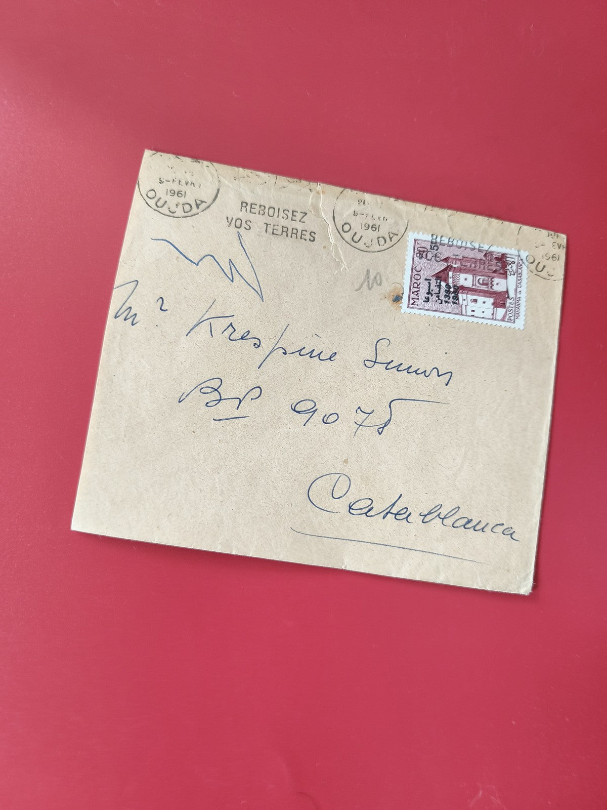 Enveloppe affranchie Maroc 1961 cachet Oujda timbre rouge manuscrite Casablanca
