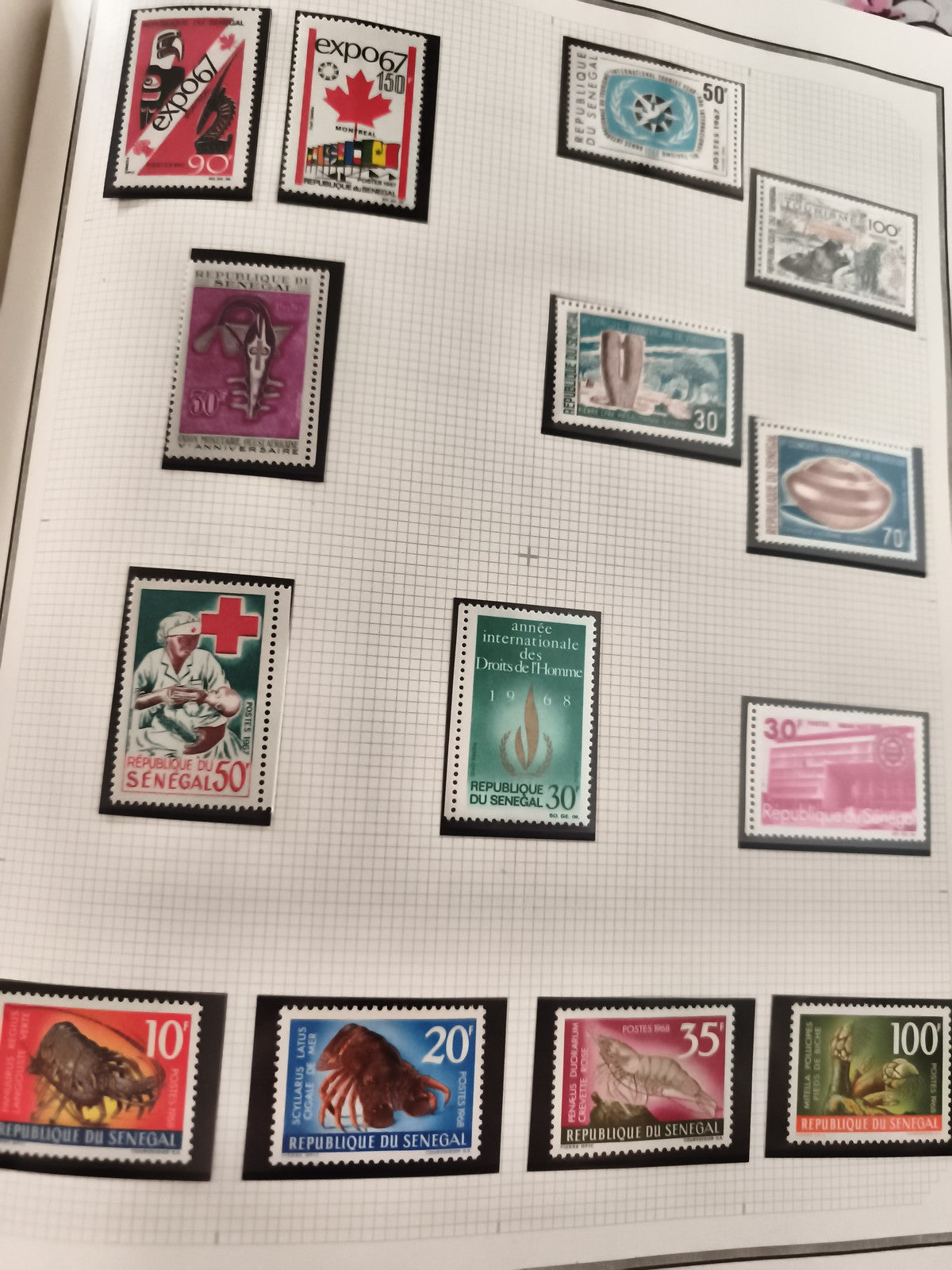 Timbres anciens neufs Sénégal Expo 67 animaux mer Croix-Rouge droits homme