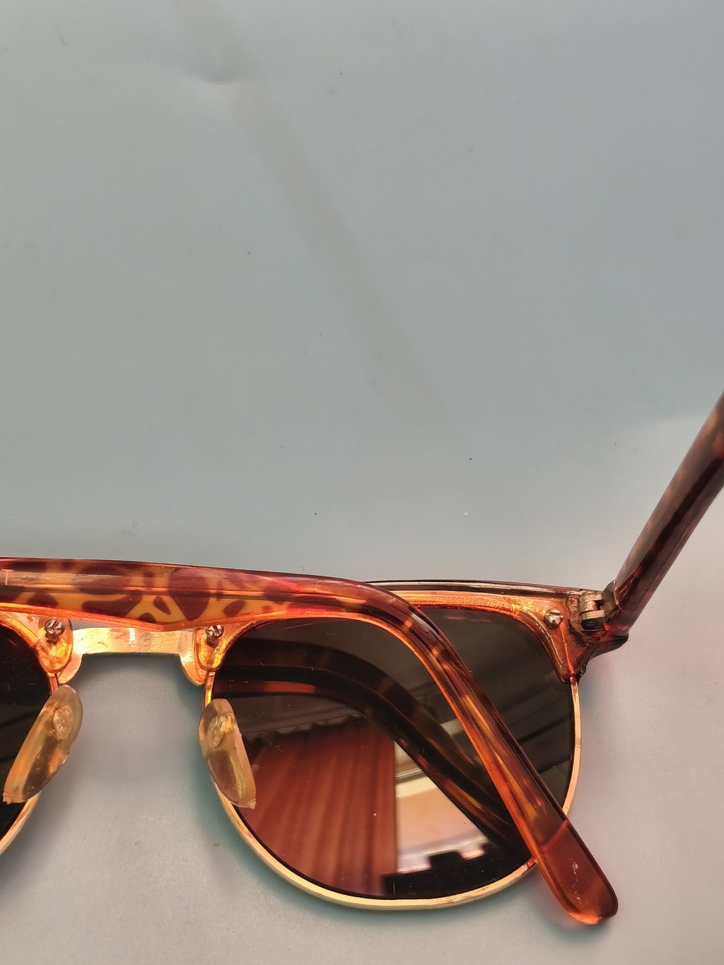 Paire de lunettes de soleil Roget & Gallet authentiques, accessoire élégant unis