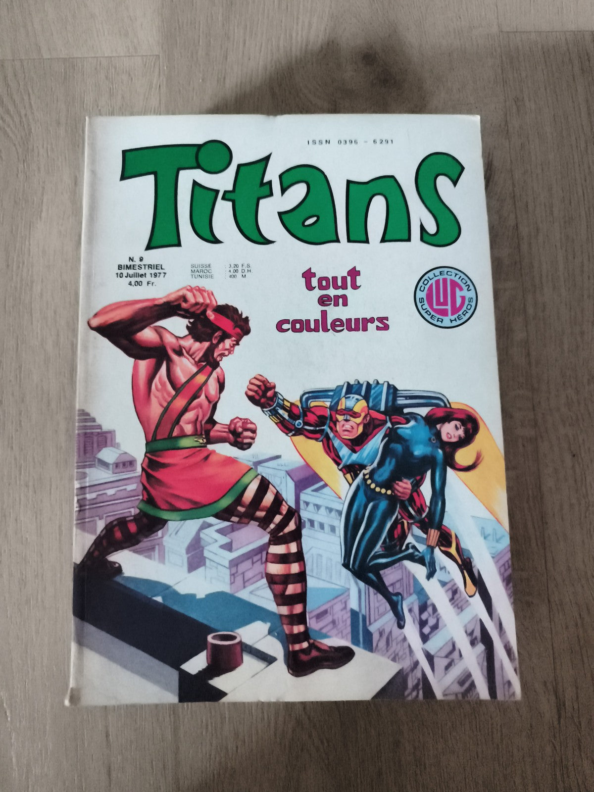 Titans n°9 juillet 1977 ancien comic Lug super-héros tout en couleurs vintage