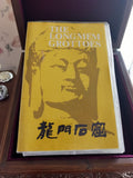 Diapositives vintage The Longmen Grottoes Chine, étui jaune, grottes bouddhiques