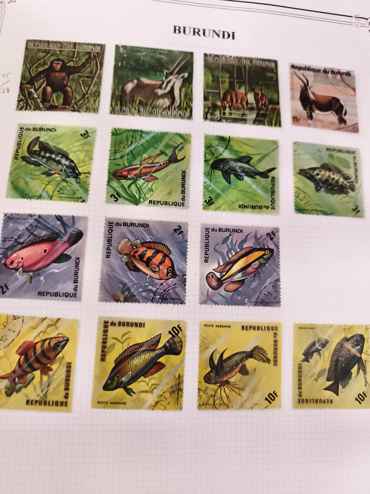 Timbres Burundi animaux faune africaine poissons oblitéres philatélie thématique