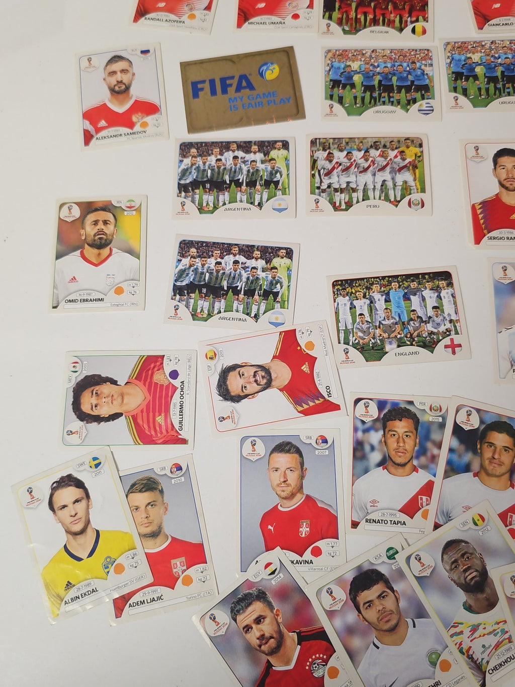 Gros lot de cartes football divers modèles pack cartes foot occasion à saisir
