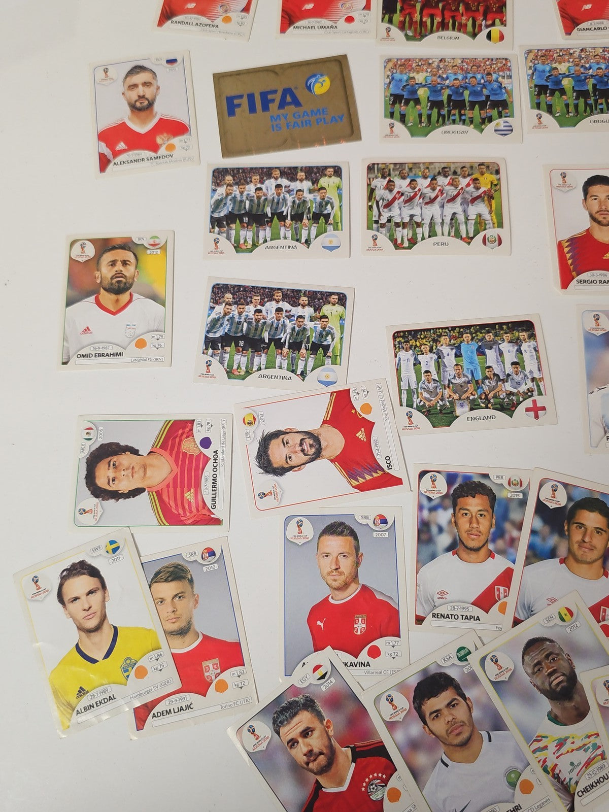 Gros lot de cartes football divers modèles pack cartes foot occasion à saisir