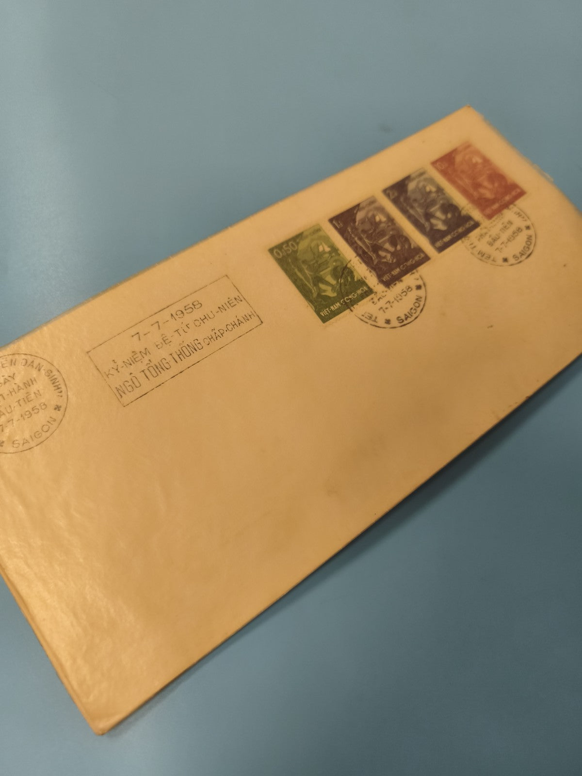 Ancienne enveloppe 1958 timbres oblitérés Vietnam philatélie collection