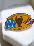 Pin's Olympique de Marseille Champions League 2010 badge vintage football